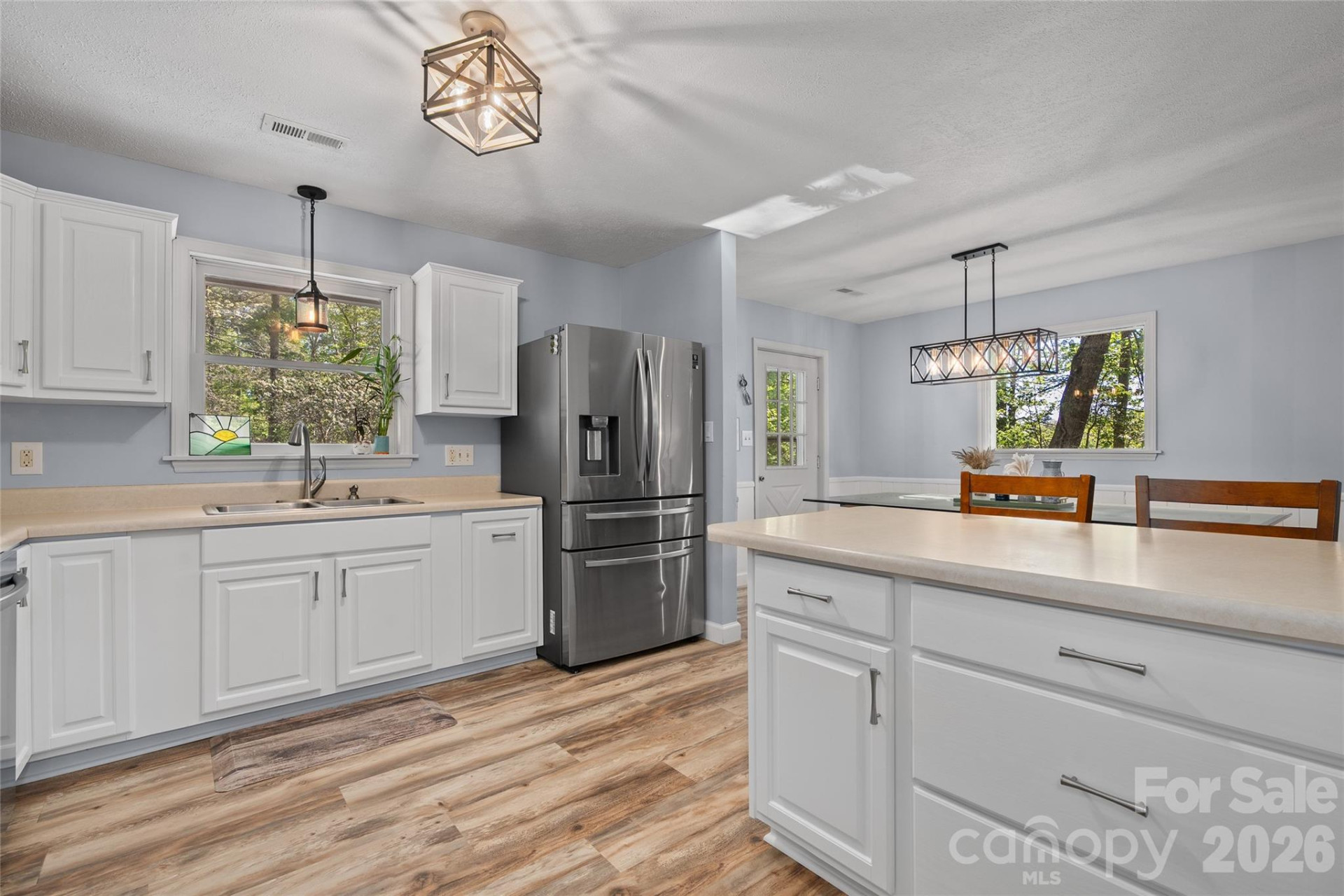 84 Chisholm Street - Photo 8