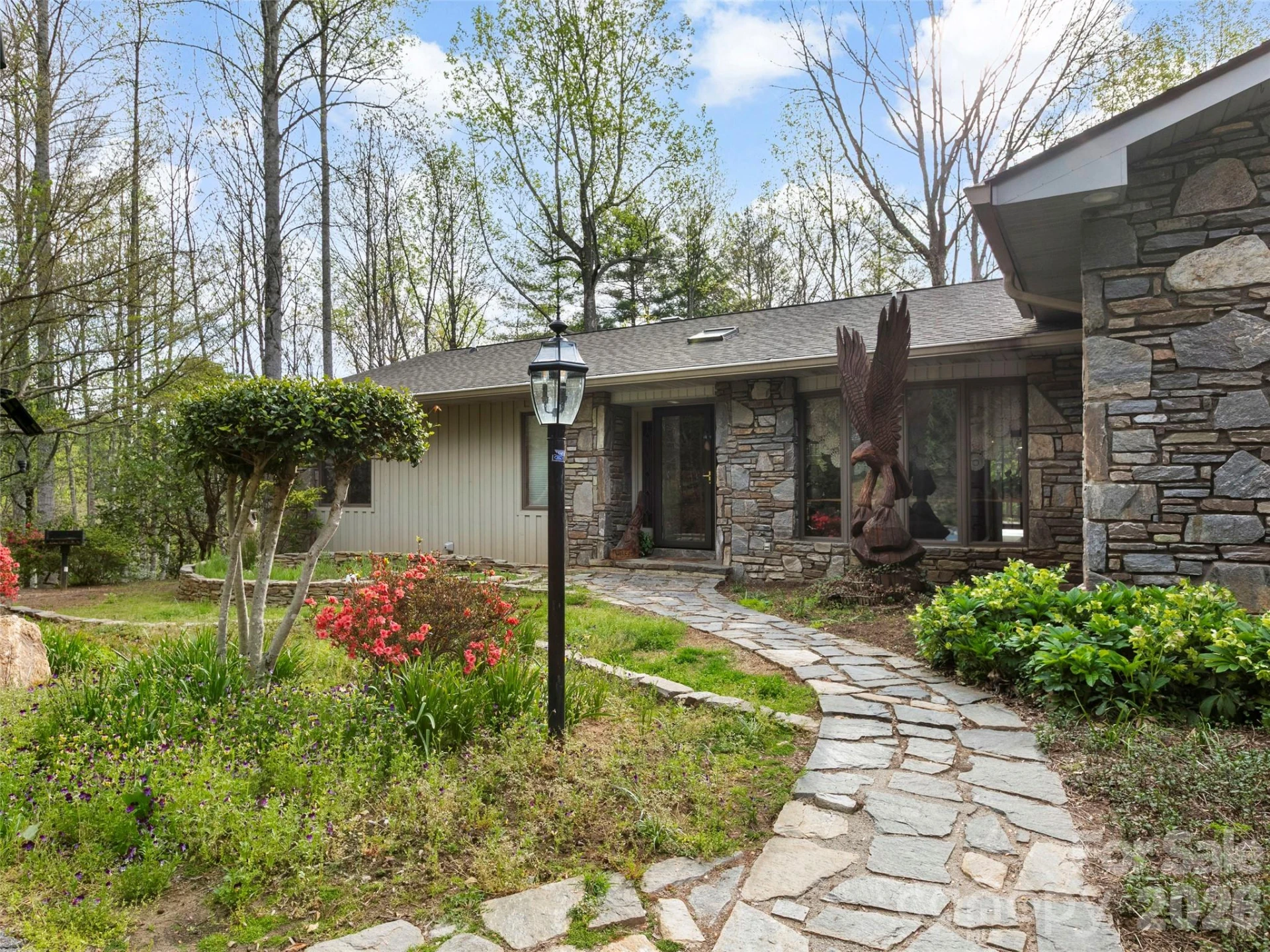 37 Hamilton Drive - Photo 2