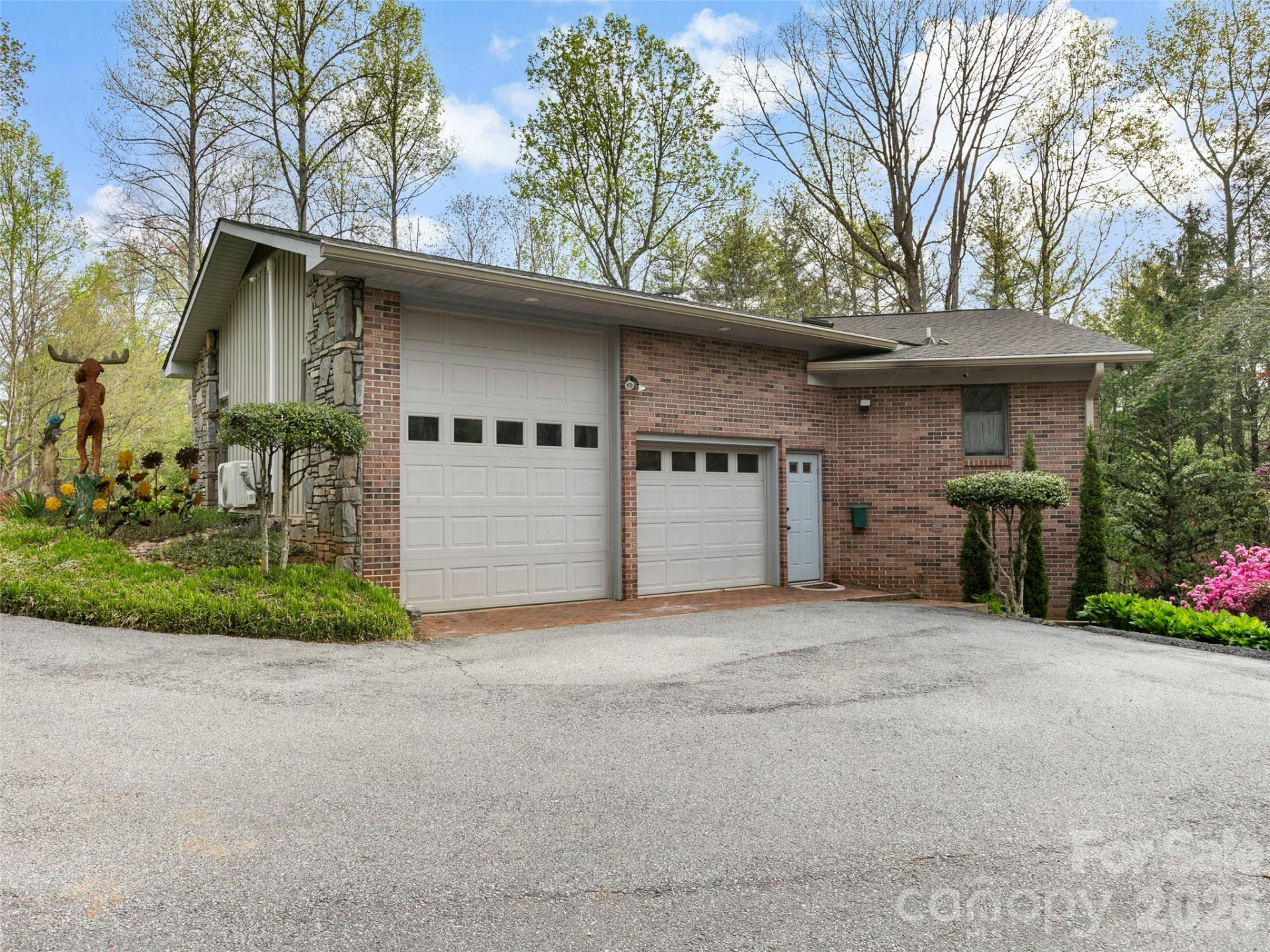 37 Hamilton Drive - Photo 5