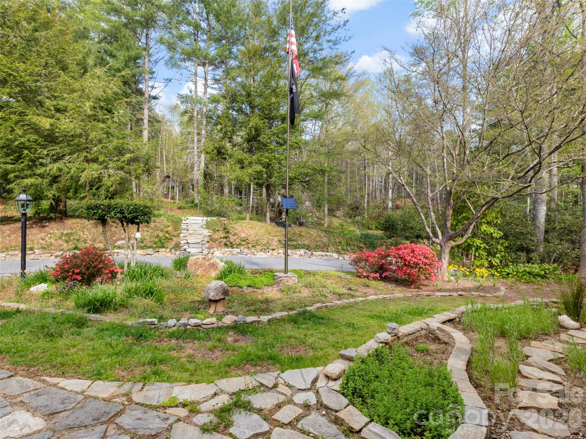 37 Hamilton Drive - Photo 8