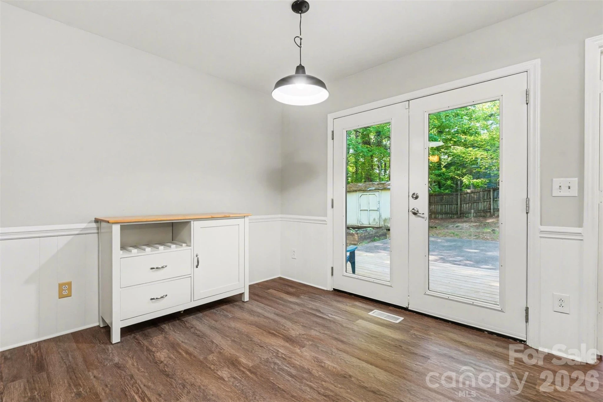 8100 Barncliff Road - Photo 16