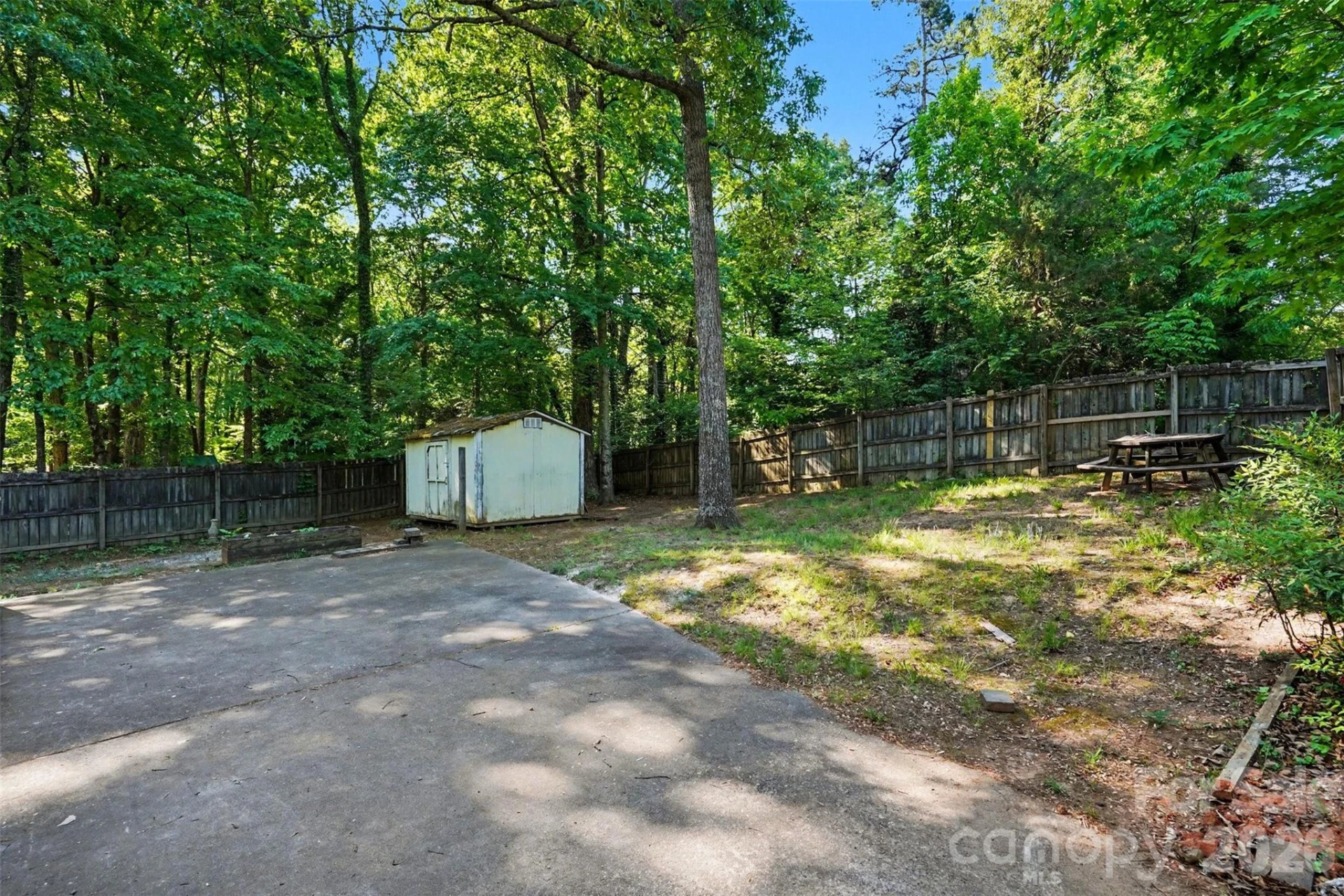 8100 Barncliff Road - Photo 28