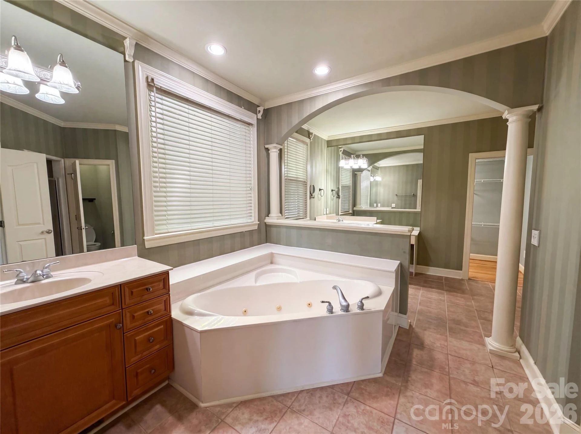 142 Canterbury Crossing - Photo 12