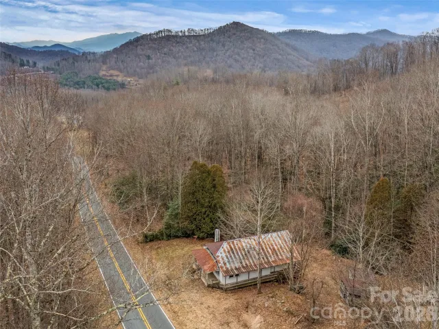 625 Cook Town Road, Bakersville, NC, 28705