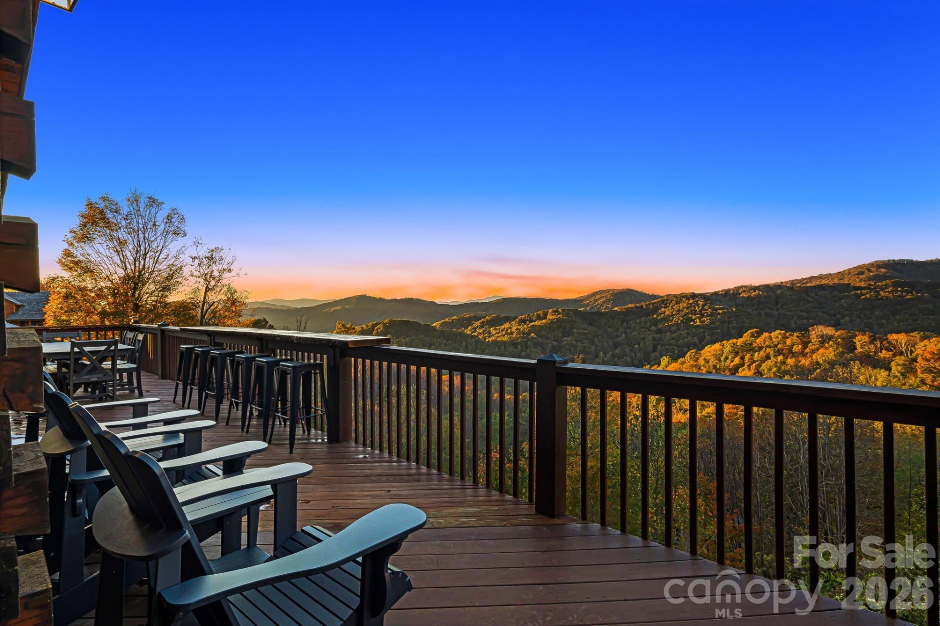 121 Scenic Wolf Drive - Photo 15