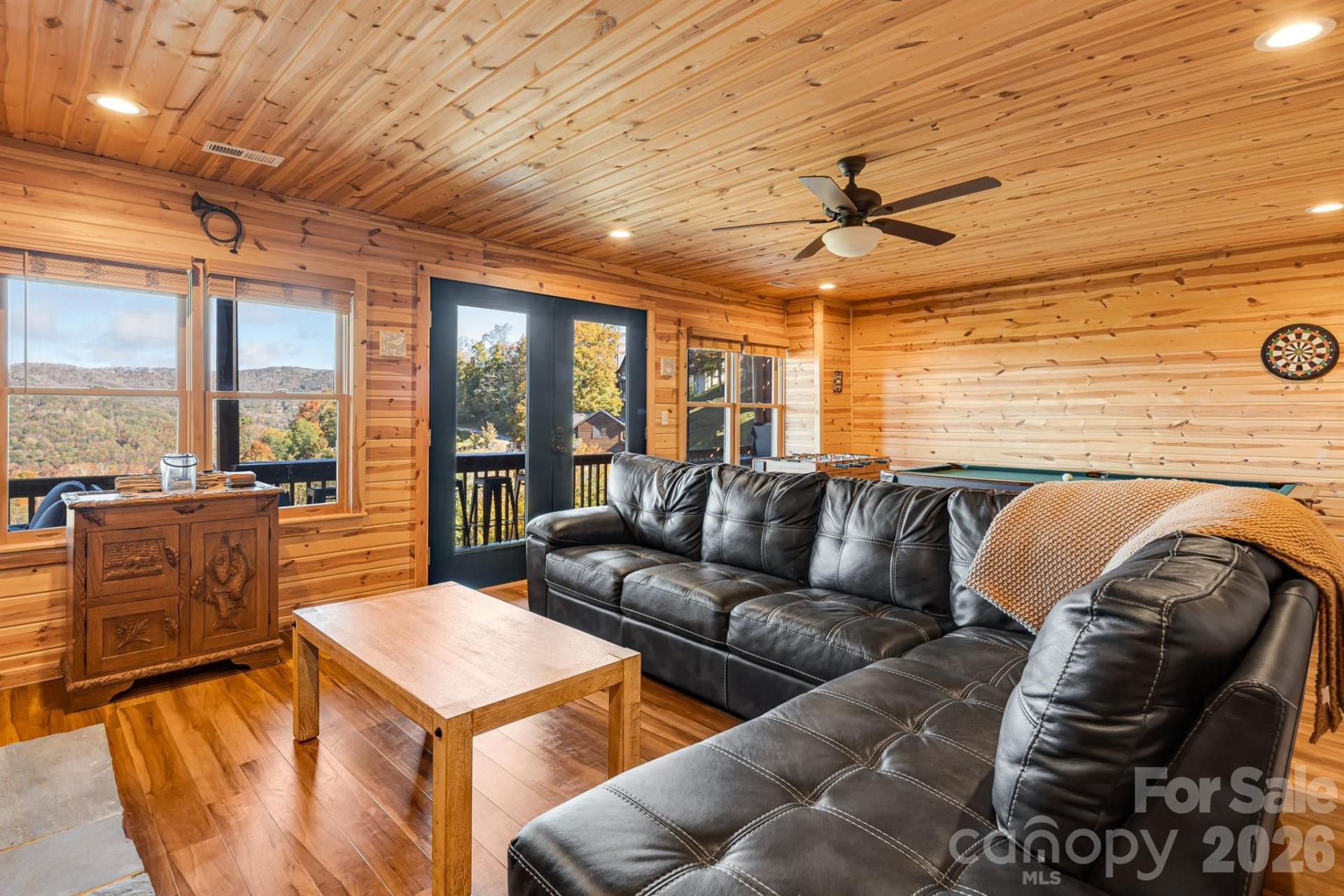 121 Scenic Wolf Drive - Photo 23