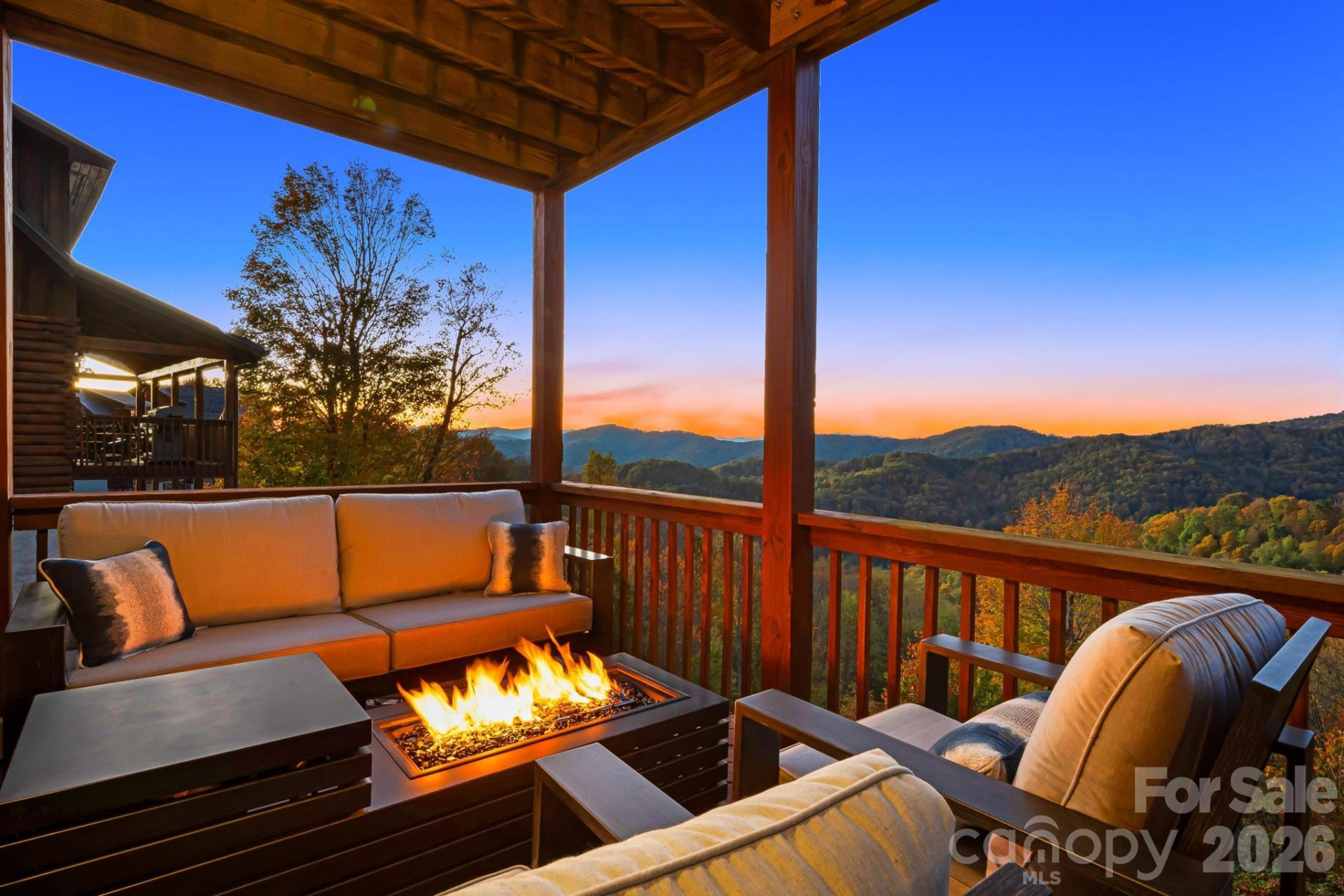 121 Scenic Wolf Drive - Photo 30