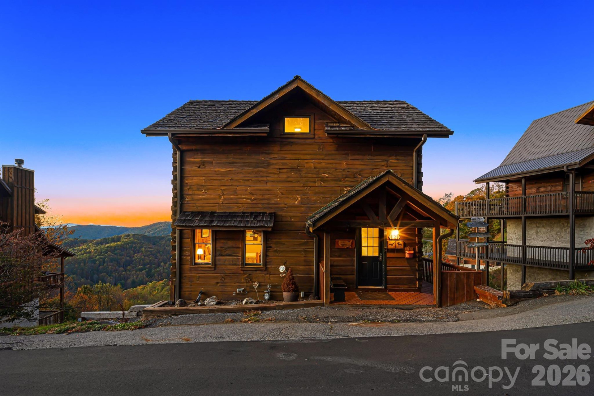 121 Scenic Wolf Drive - Photo 34