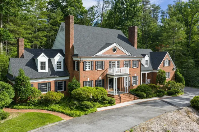 14 Brookside Road