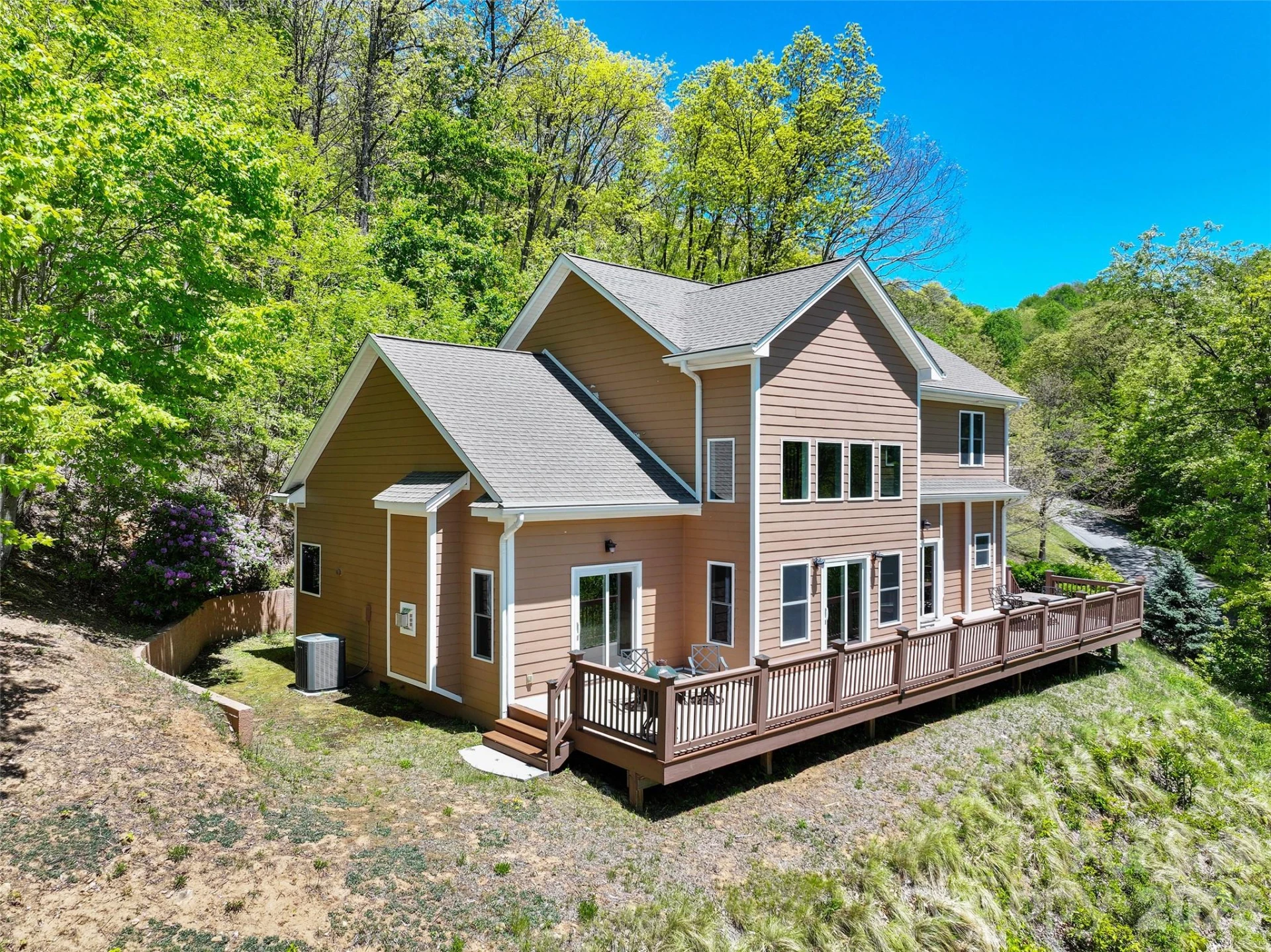 1033 Presidential Drive - Photo 2
