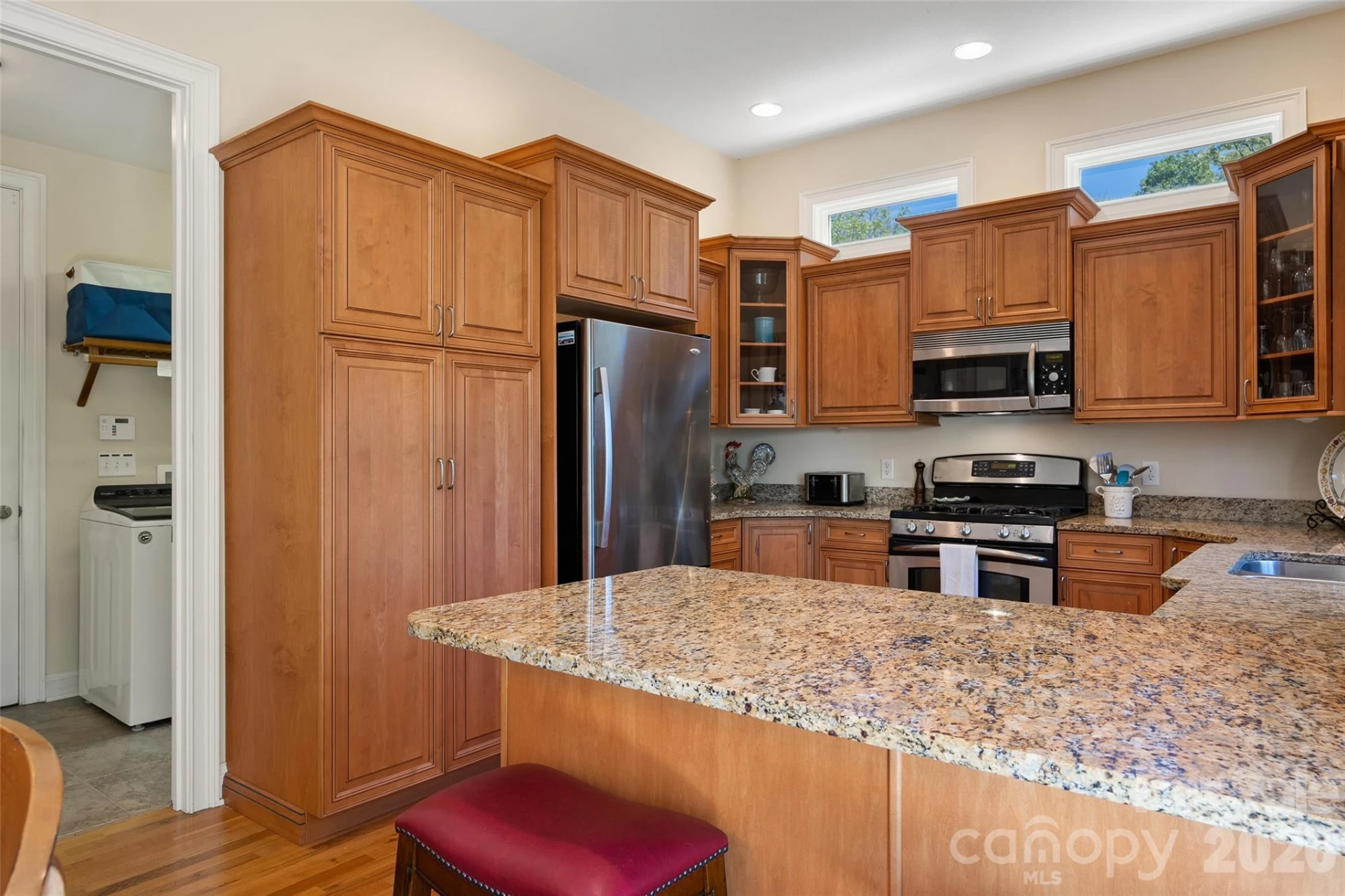 1033 Presidential Drive - Photo 12