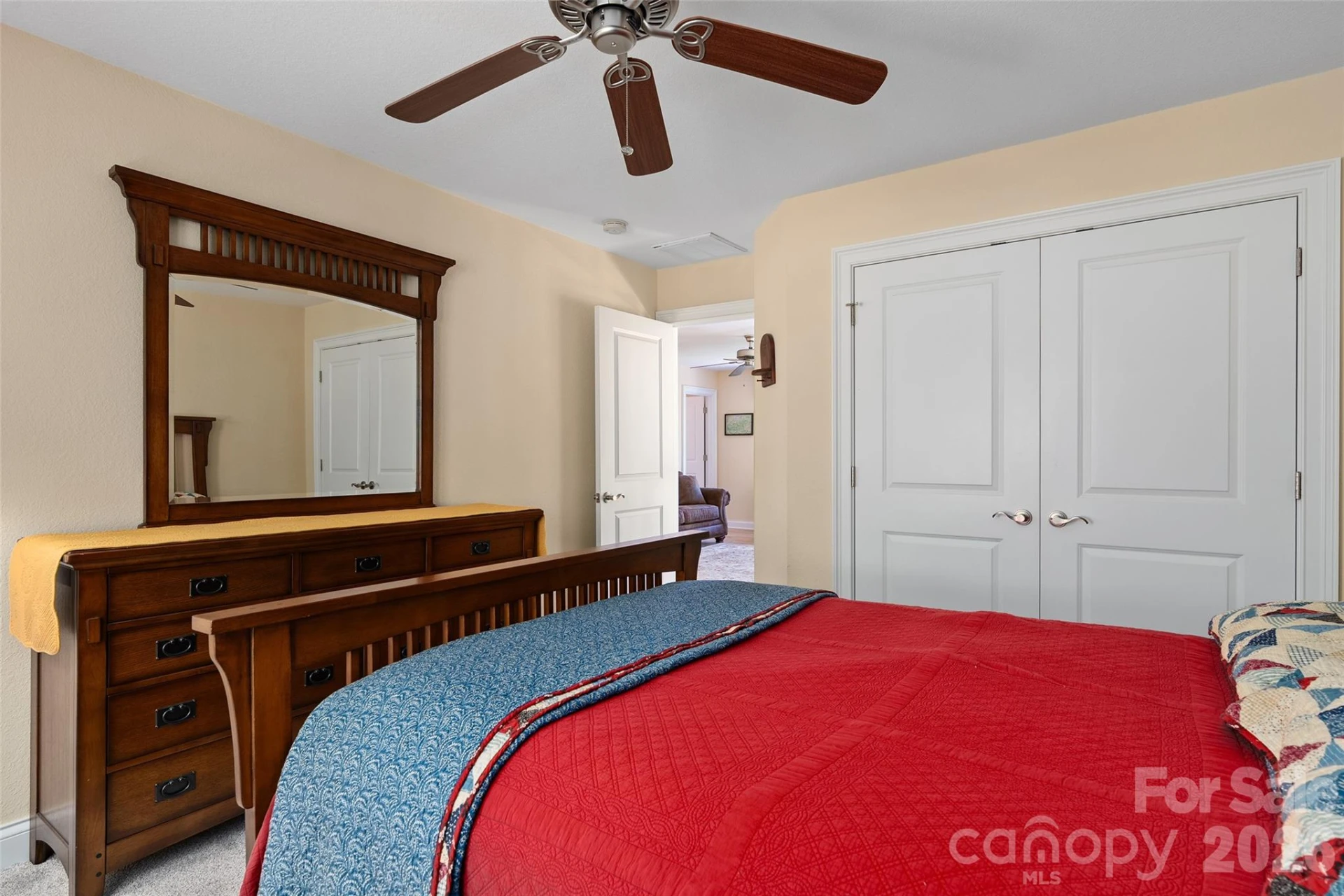 1033 Presidential Drive - Photo 28