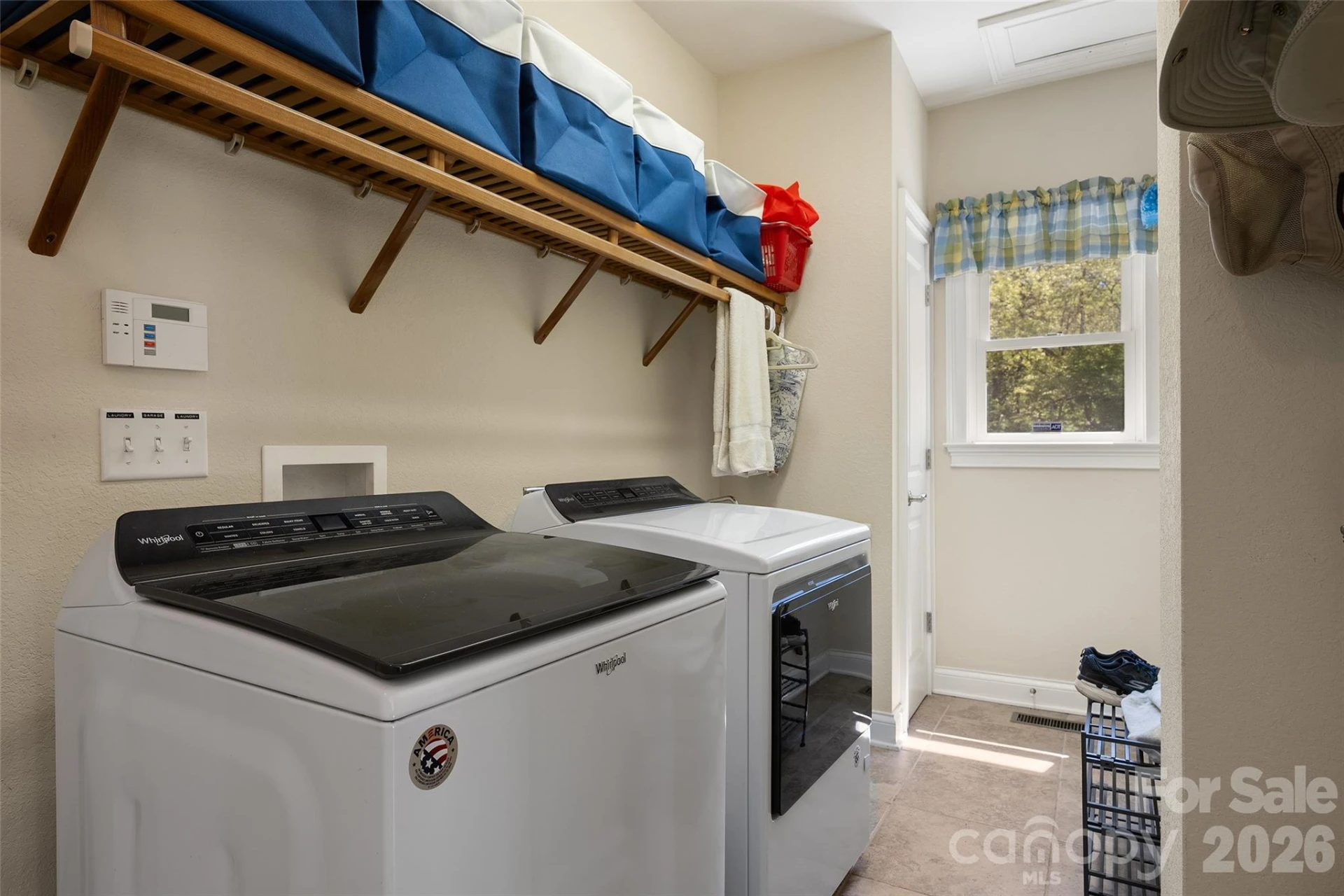 1033 Presidential Drive - Photo 34