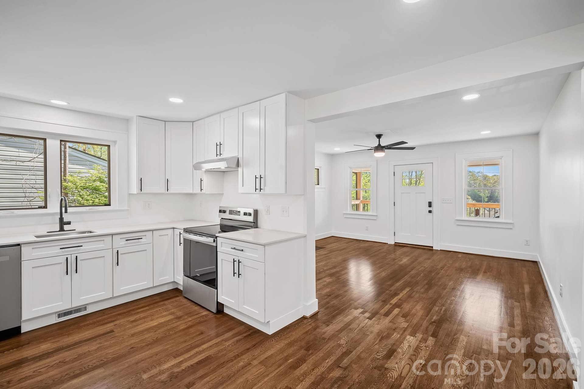 154 Laurel Loop - Photo 8