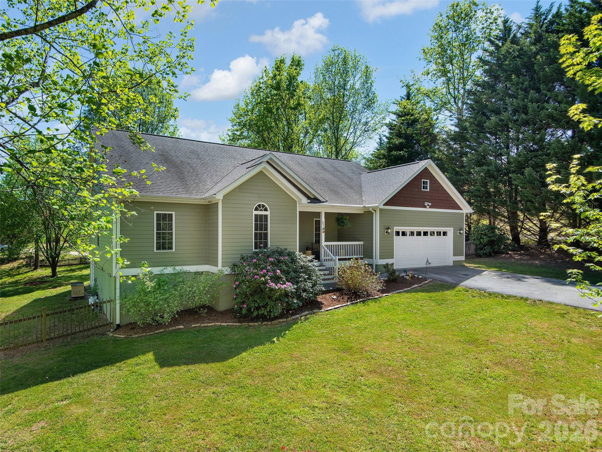 37 Crimson Lane - Photo 2