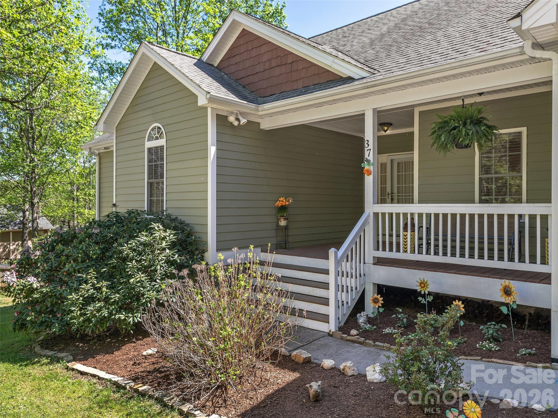 37 Crimson Lane - Photo 3