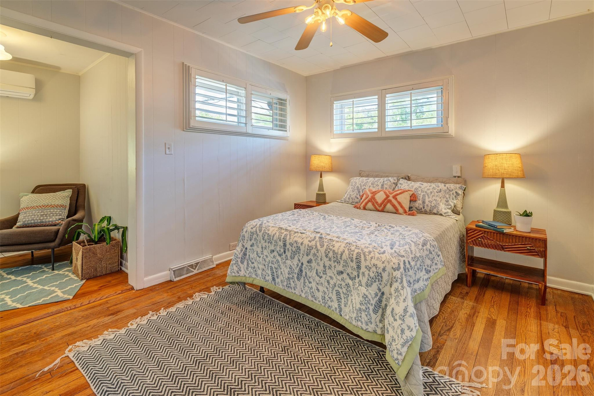 124 Evelyn Place - Photo 16