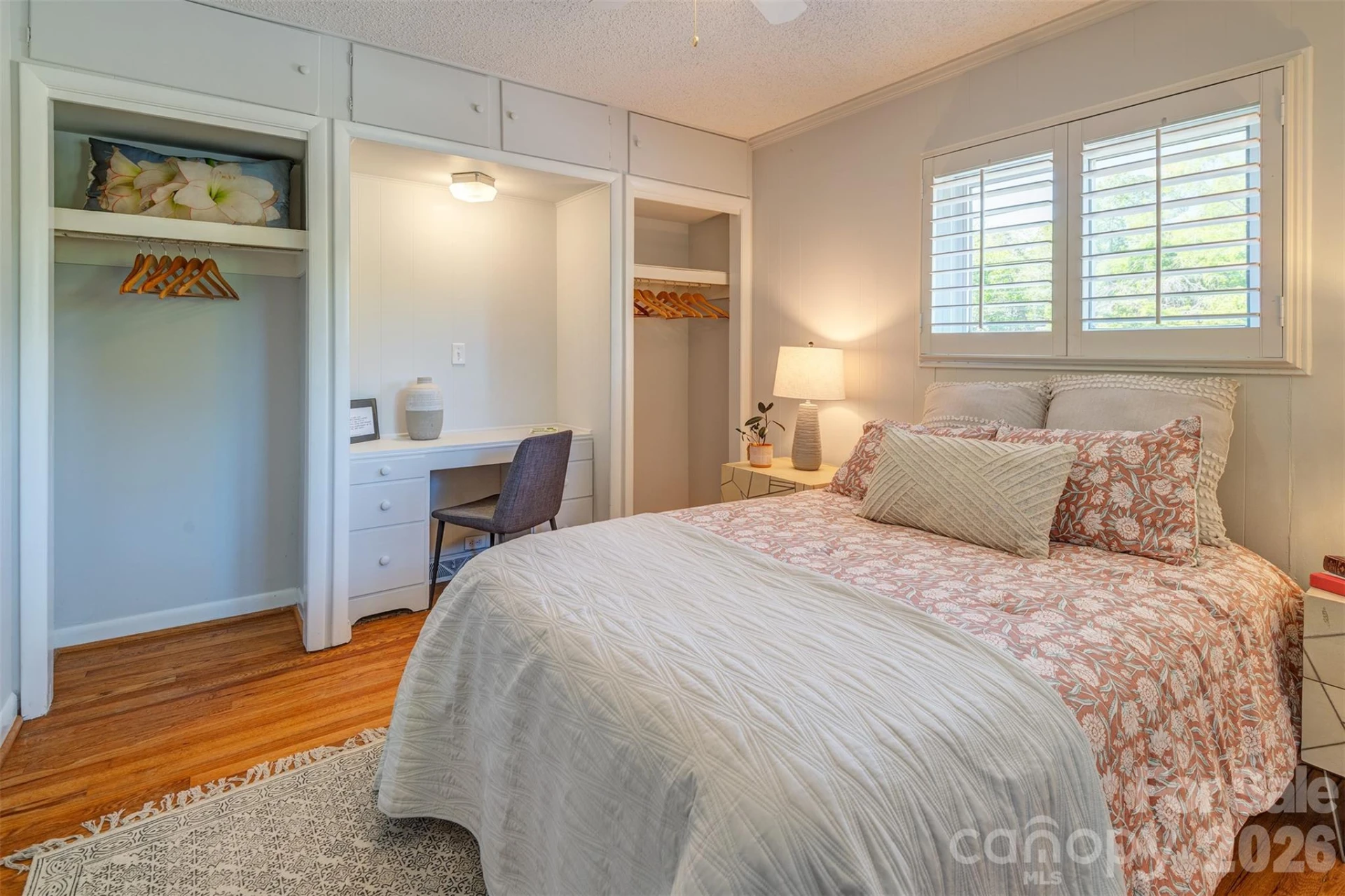 124 Evelyn Place - Photo 19