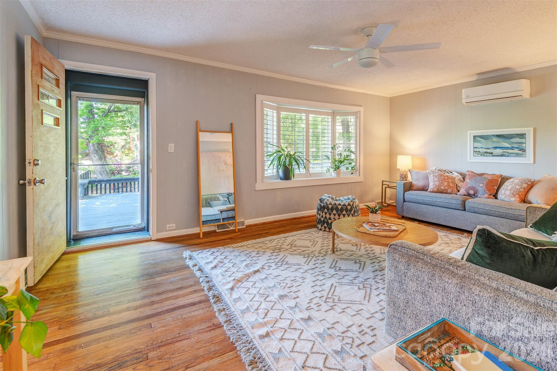 124 Evelyn Place - Photo 5