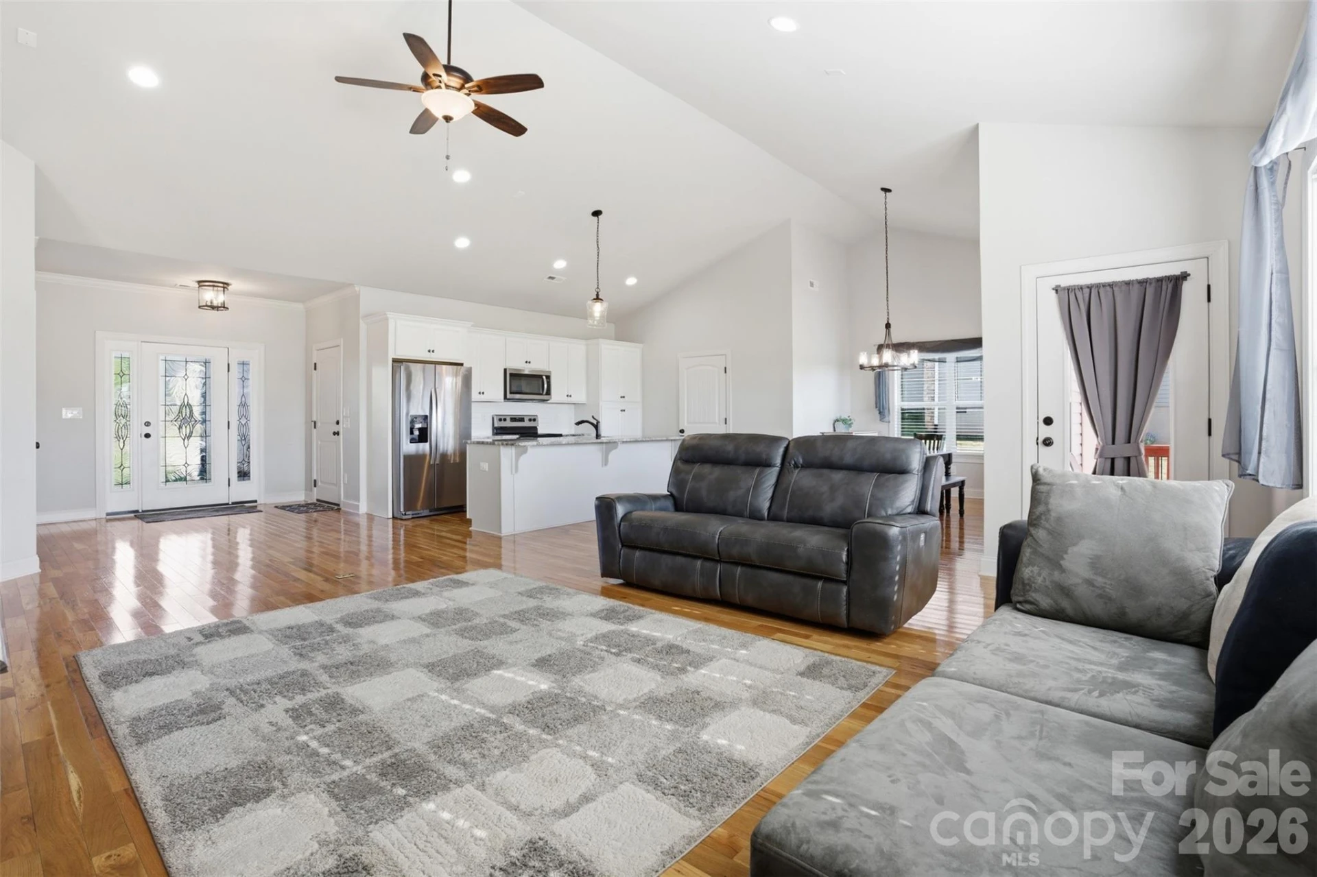 156 Greythorn Drive - Photo 5