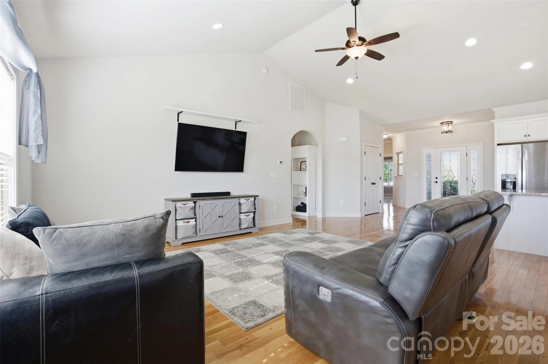 156 Greythorn Drive - Photo 6