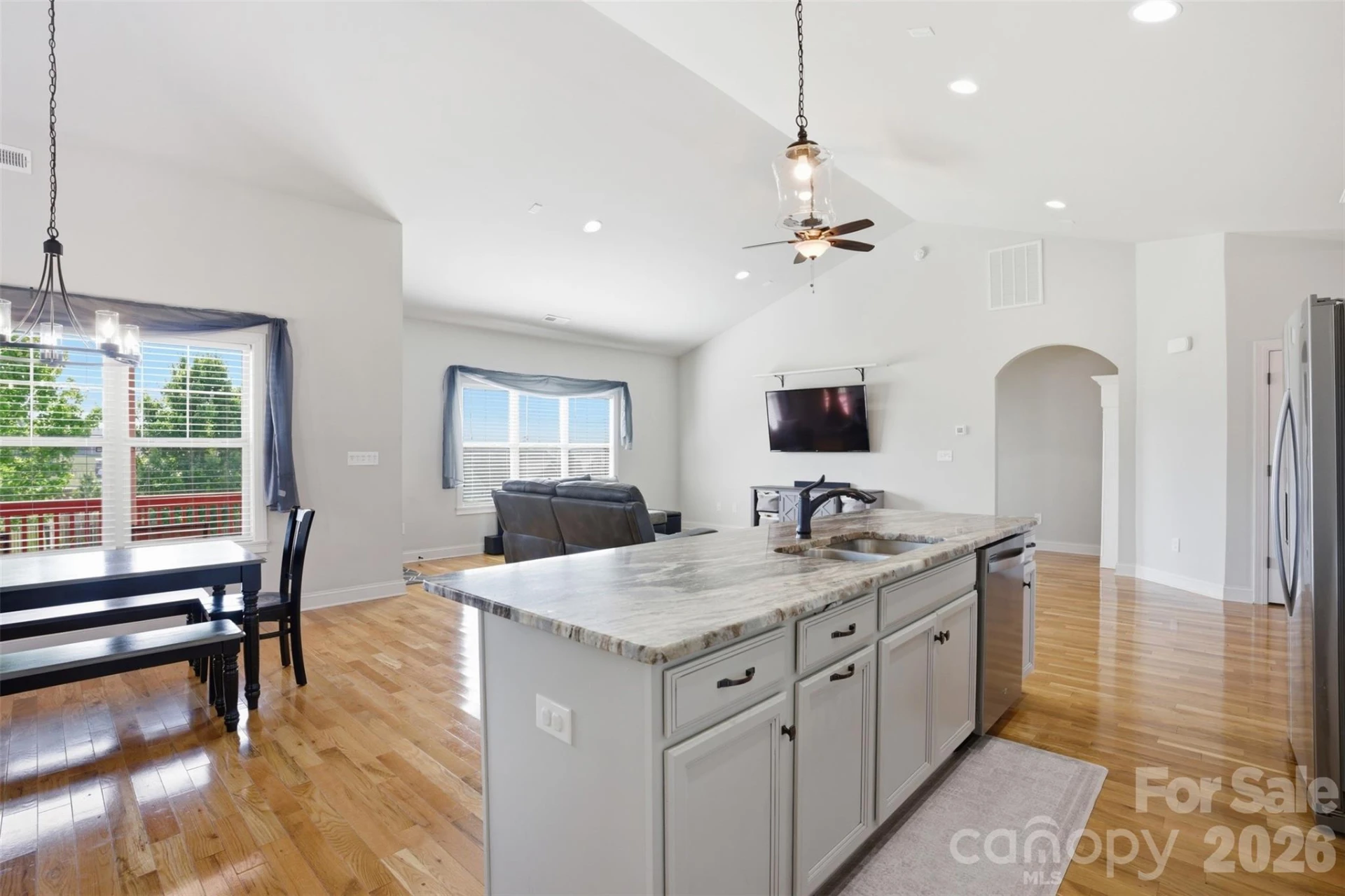 156 Greythorn Drive - Photo 10