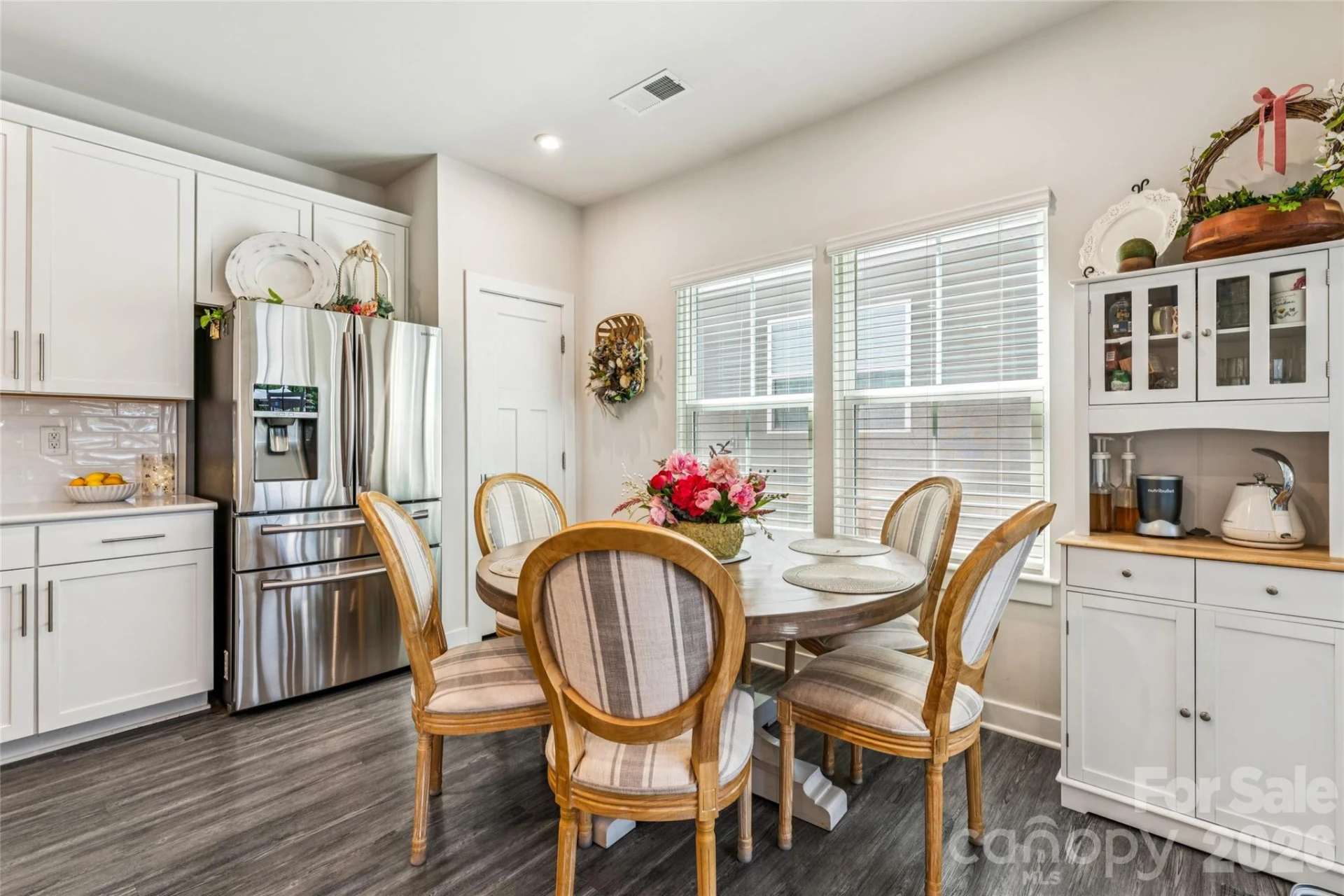 5042 Summer Surprise Lane - Photo 11