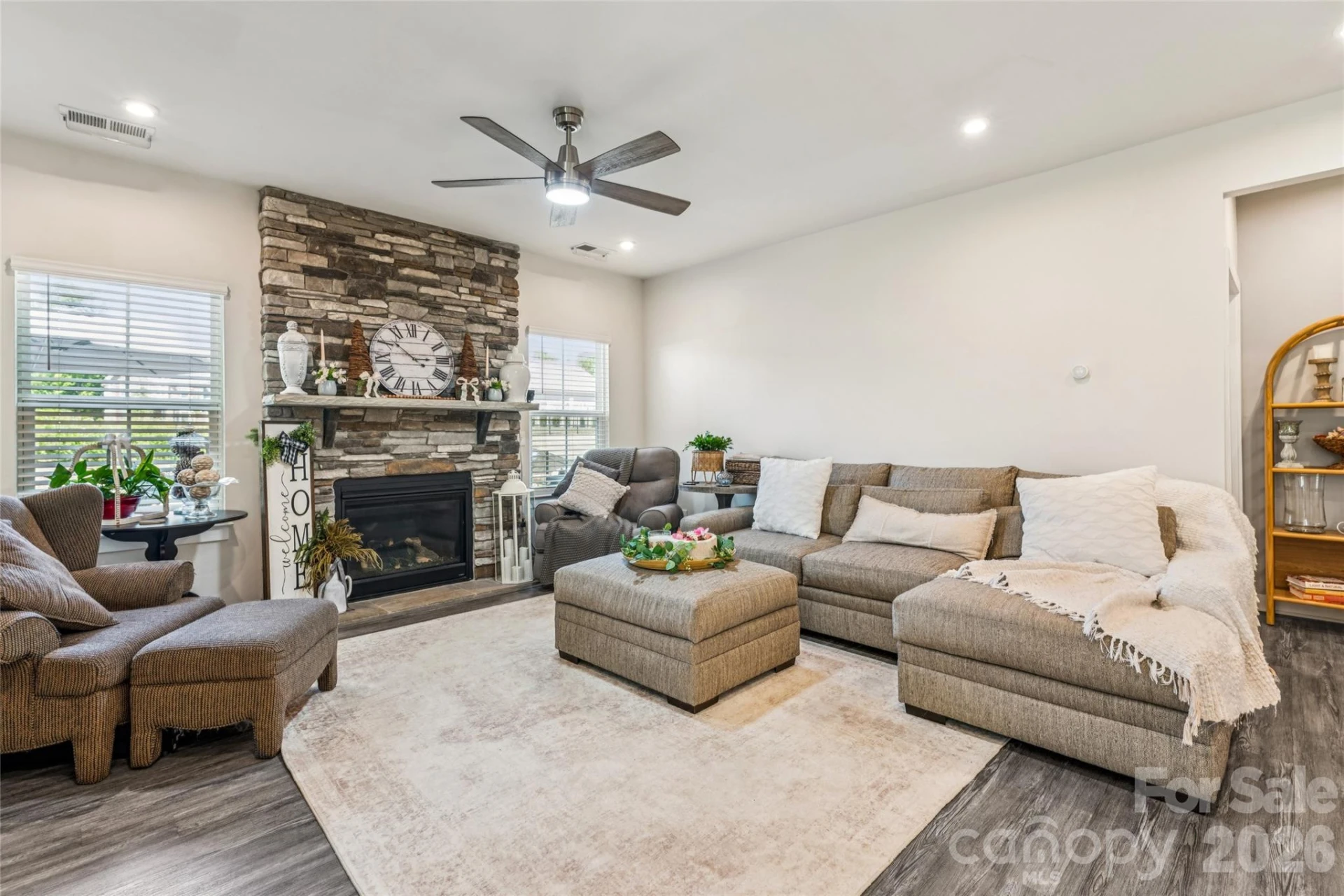 5042 Summer Surprise Lane - Photo 19