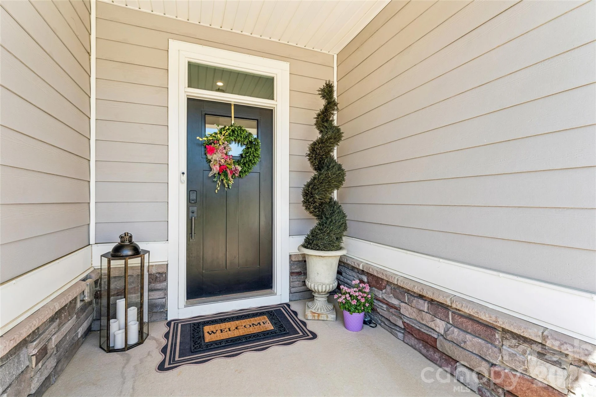 5042 Summer Surprise Lane - Photo 3