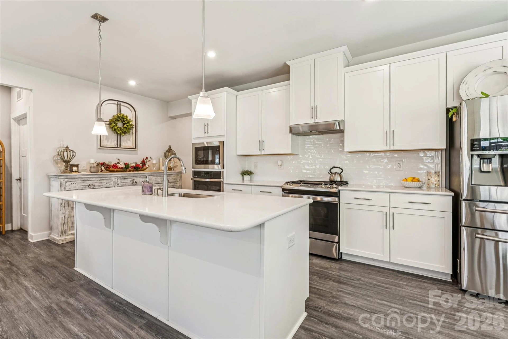 5042 Summer Surprise Lane - Photo 6