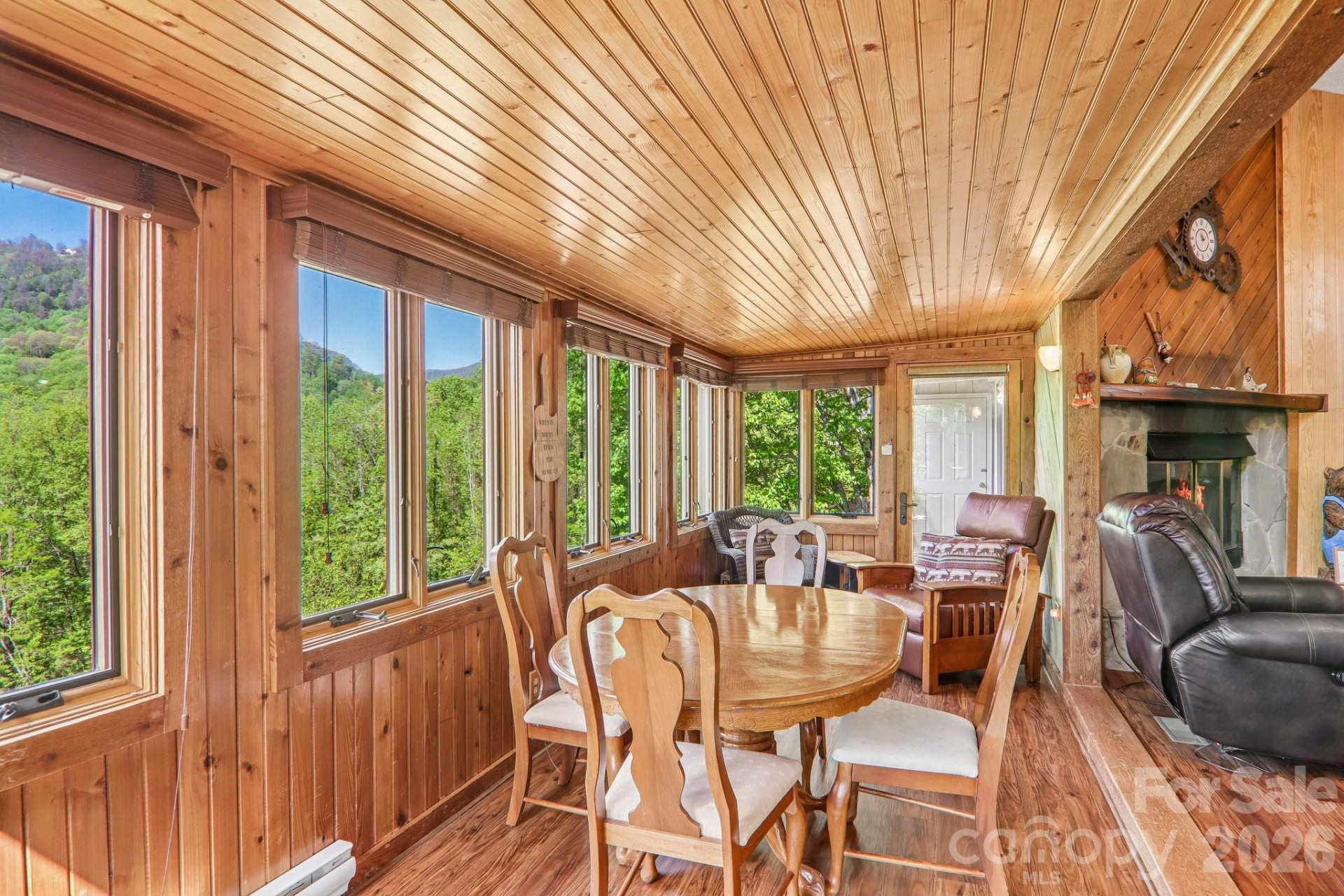 348 Valley Creek Drive - Photo 15