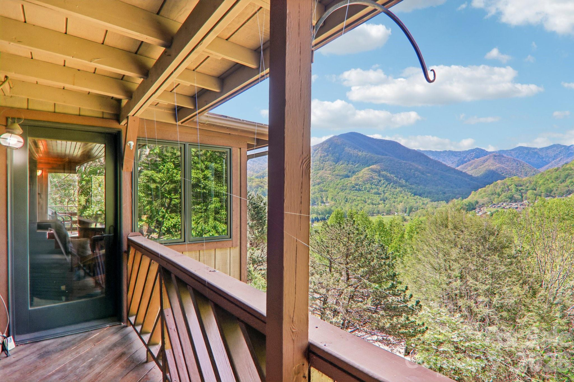 348 Valley Creek Drive - Photo 16