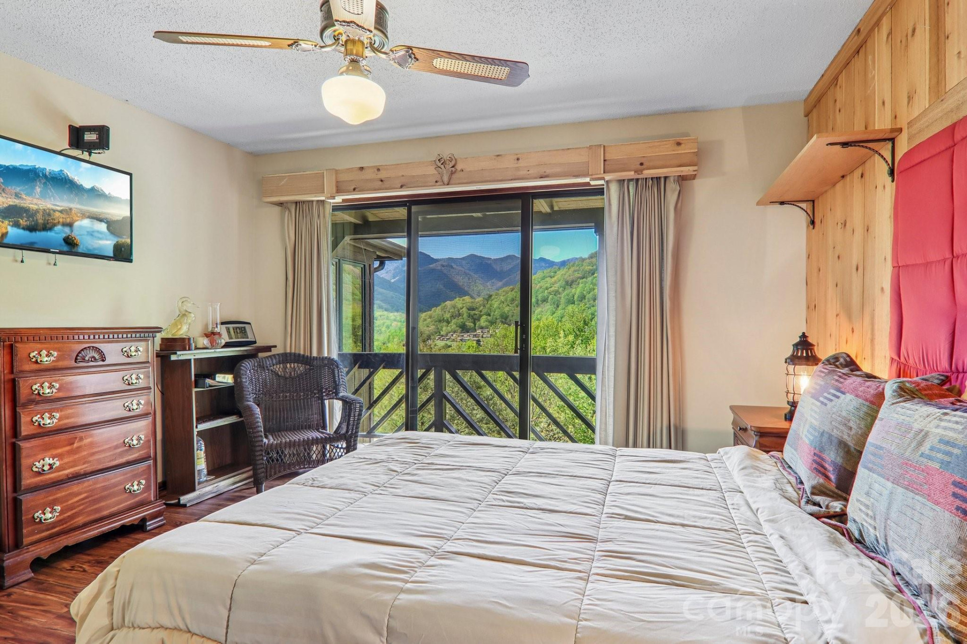 348 Valley Creek Drive - Photo 27