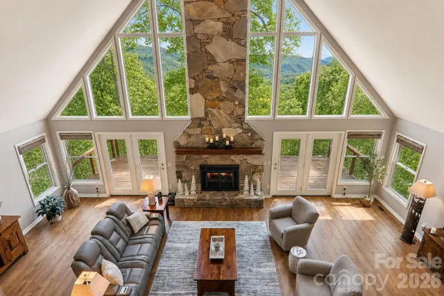 208 Buckeye Road