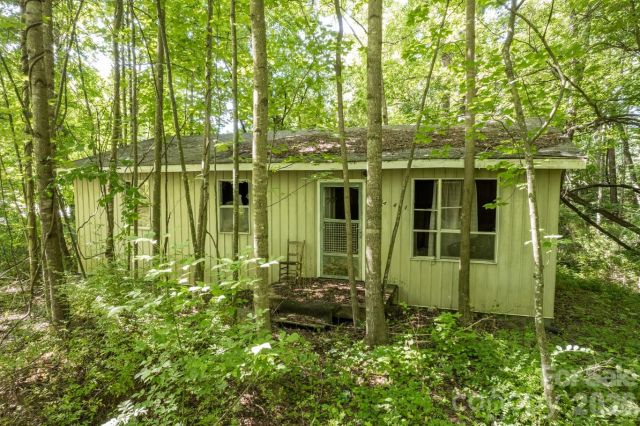 17 Chicago Avenue, Black Mountain, NC, 28711