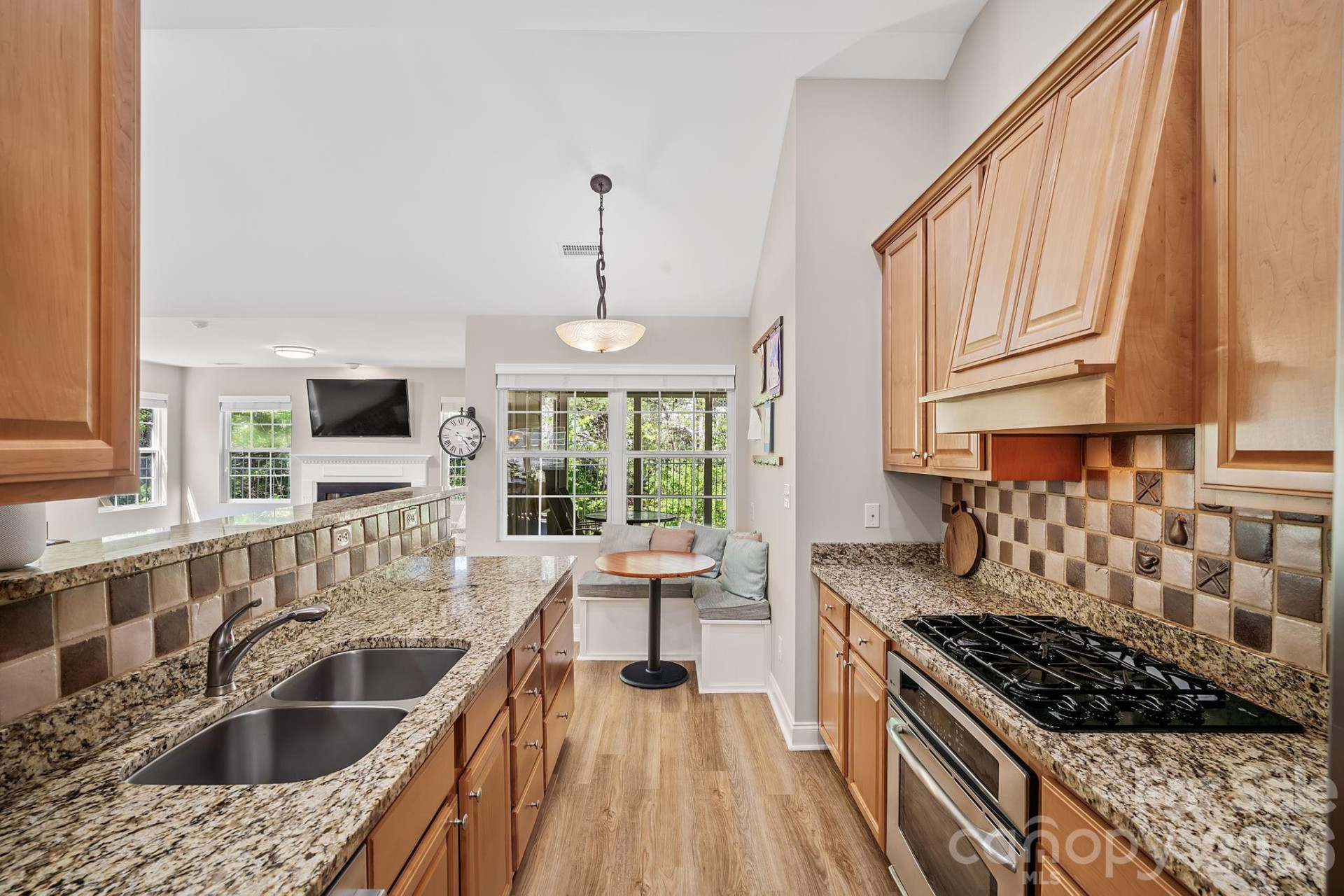 82 Grove End Road - Photo 10