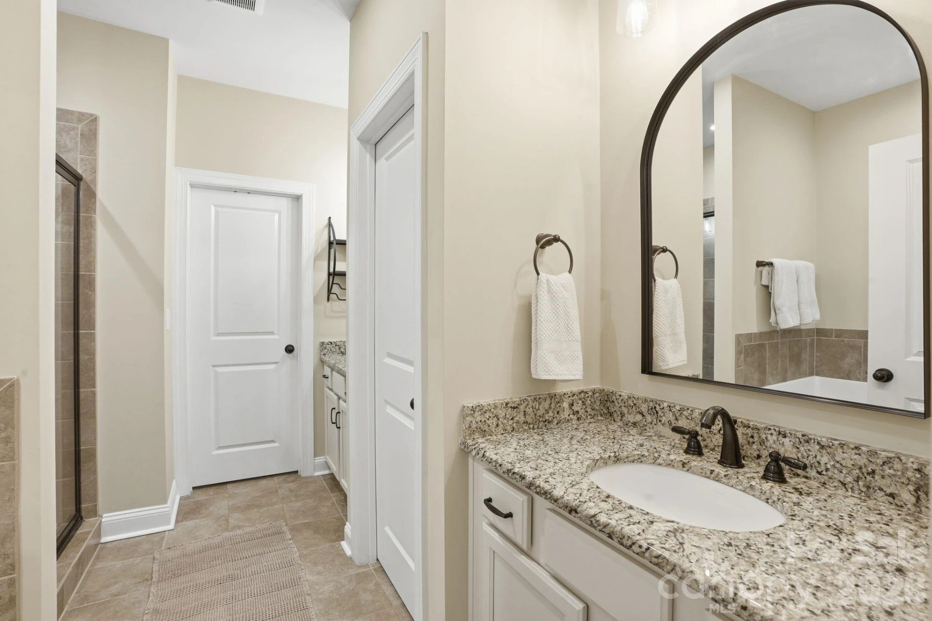 588 Highland Ridge Point - Photo 16