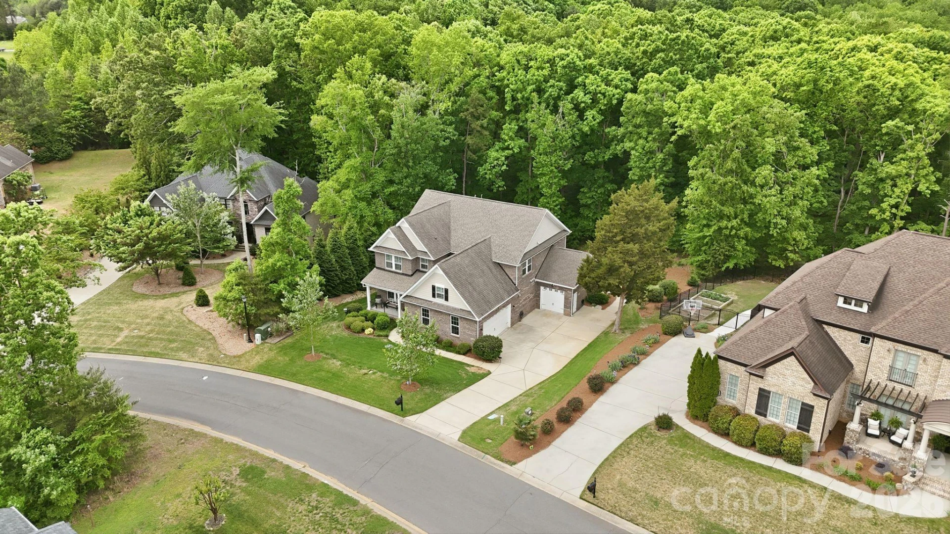 588 Highland Ridge Point - Photo 32
