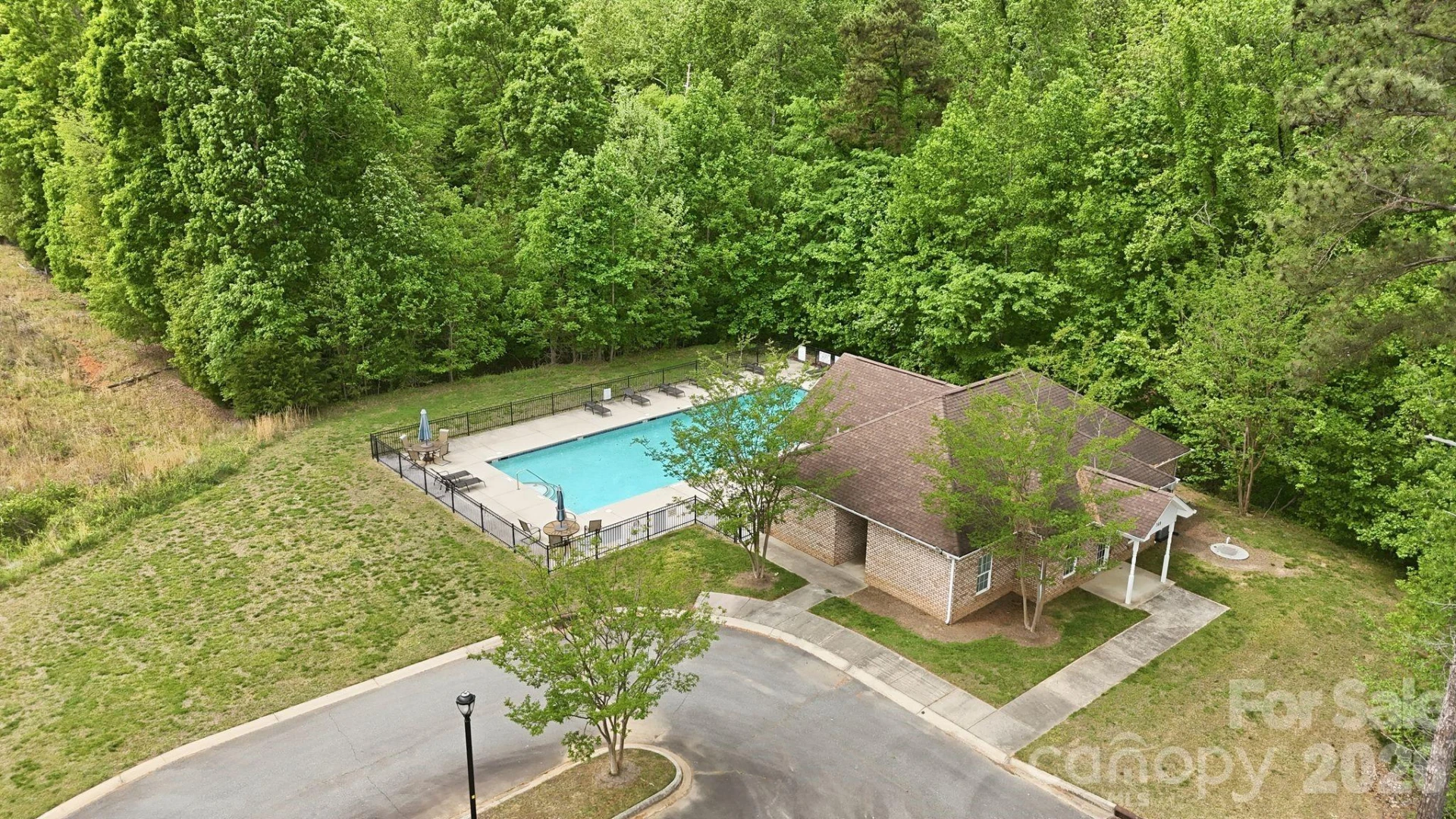 588 Highland Ridge Point - Photo 34
