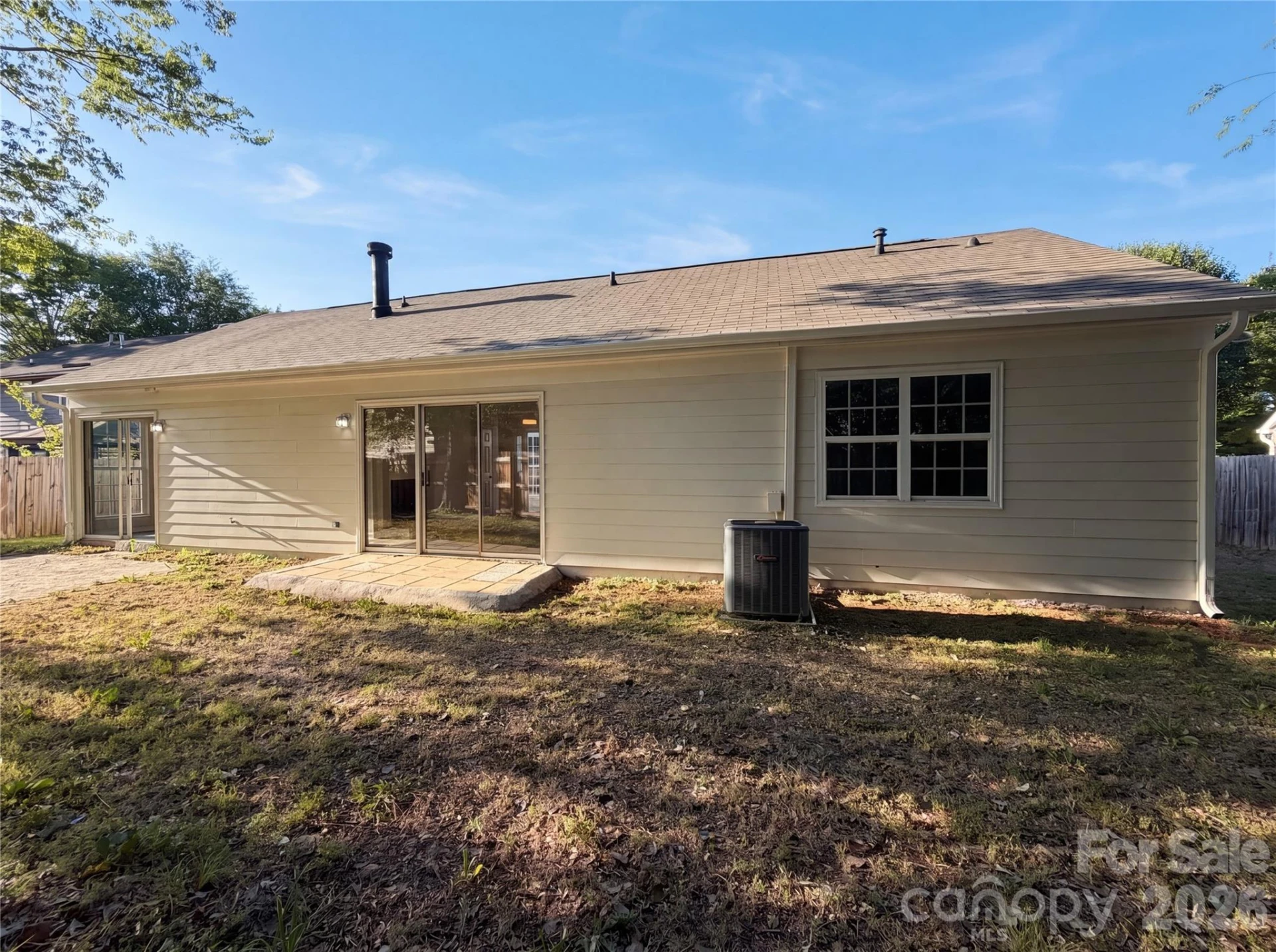 1667 Crestdale Road - Photo 5