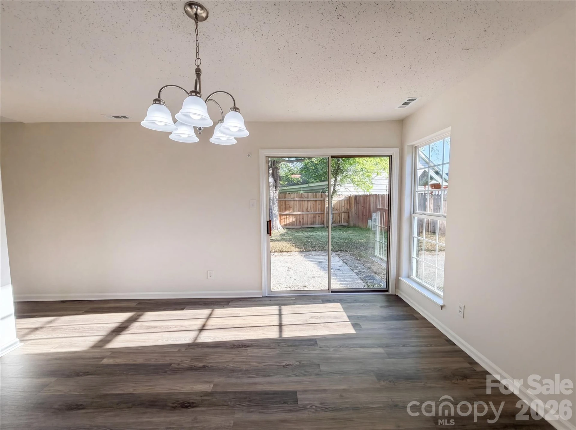 1667 Crestdale Road - Photo 8