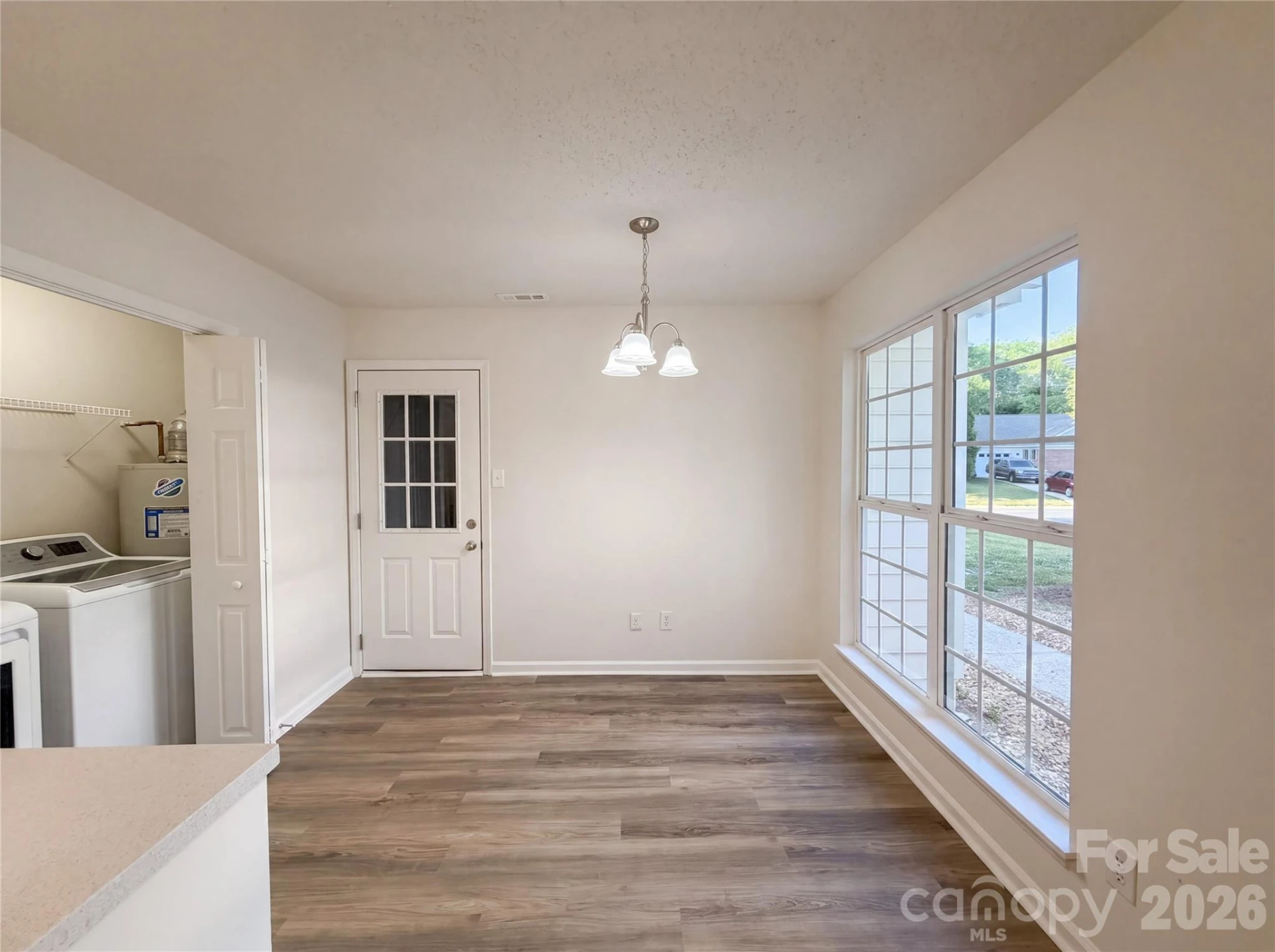 1667 Crestdale Road - Photo 9
