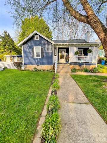 271 Brook Street, Waynesville, NC, 28786