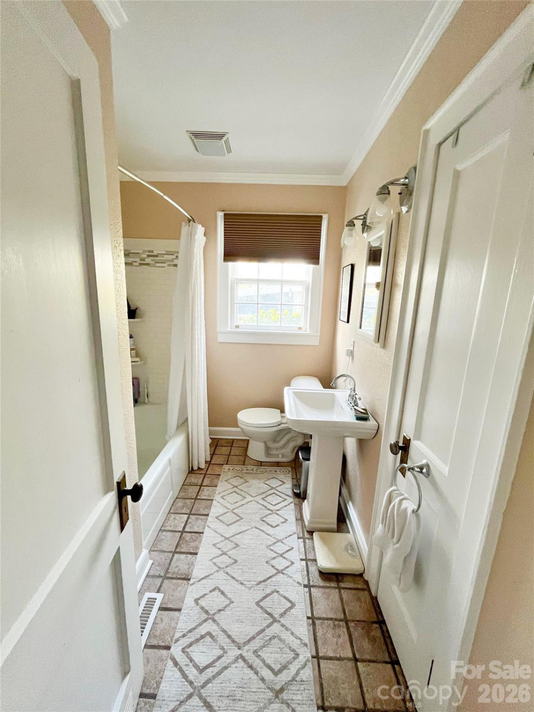 271 Brook Street - Photo 19