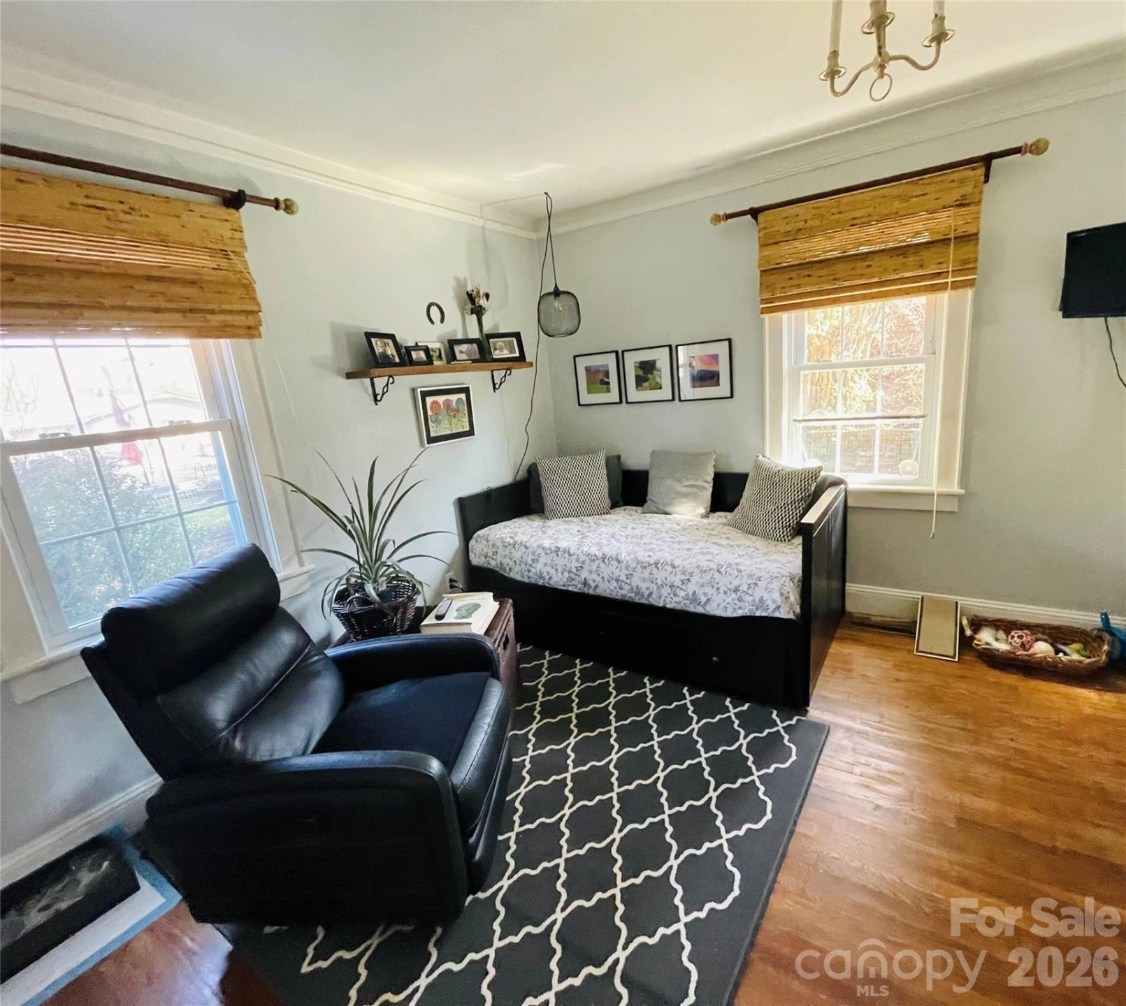 271 Brook Street - Photo 21
