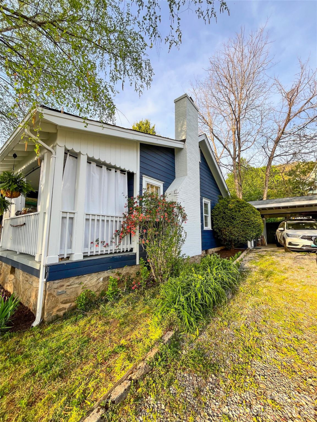 271 Brook Street - Photo 5