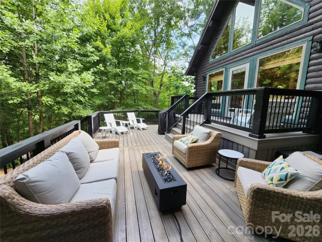 105 Sunset Cove Road, Lake Lure, NC, 28746