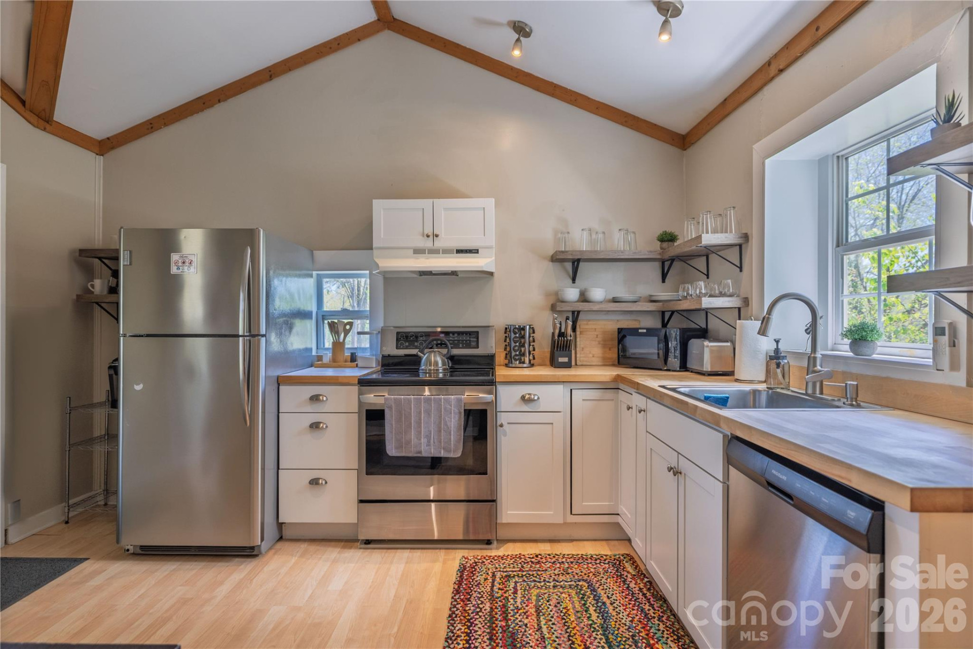 18 Hopedale Circle - Photo 4