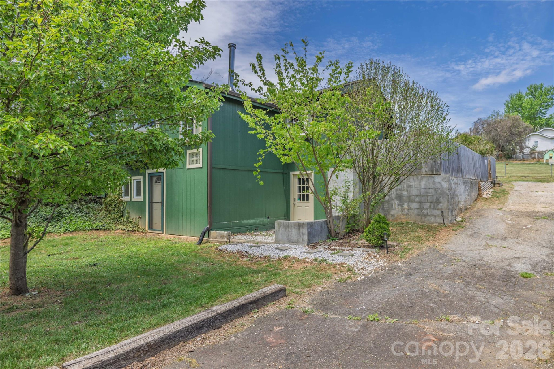 18 Hopedale Circle - Photo 33