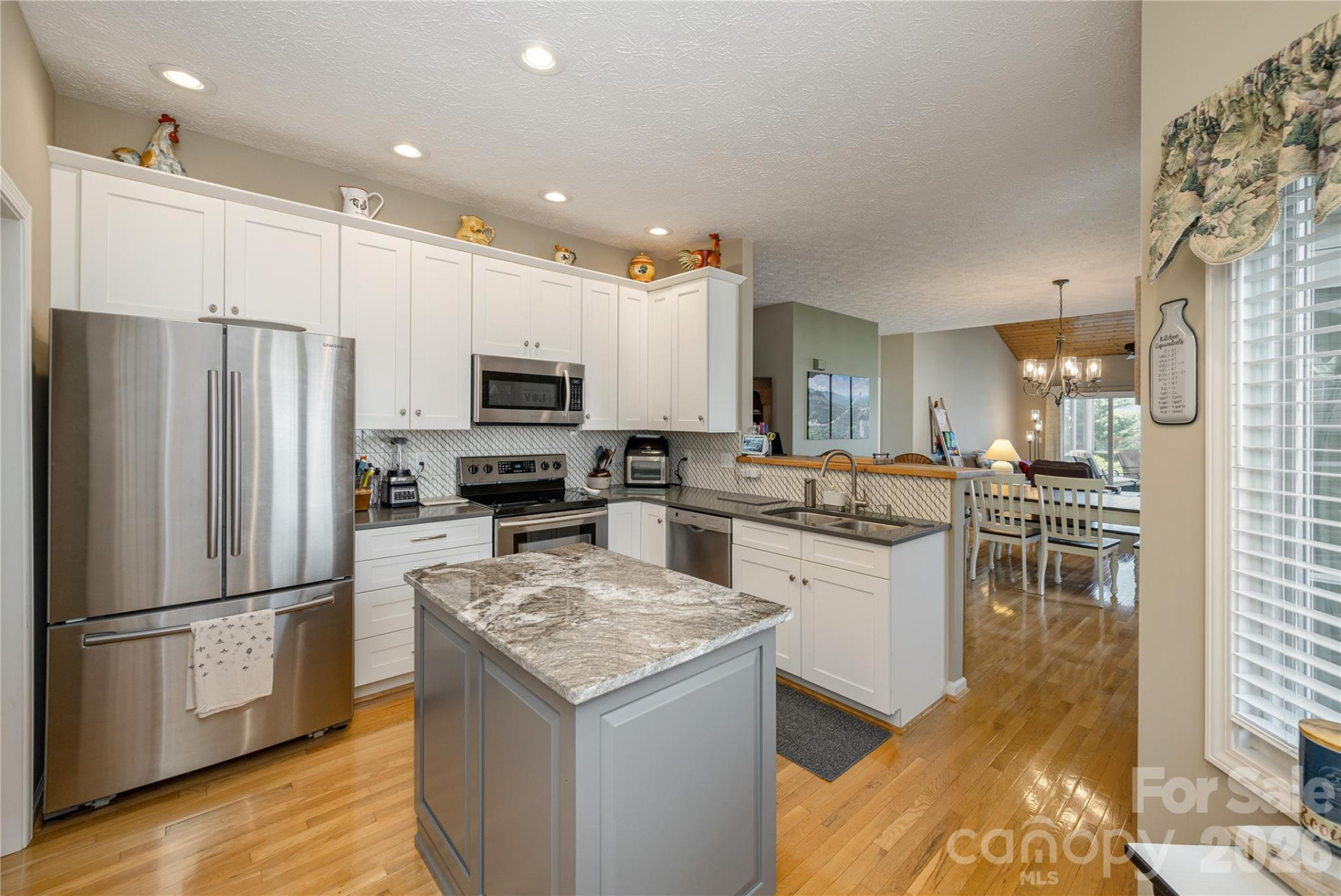 2115 Cumming Woods Court - Photo 14